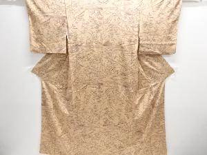 草花に蝶模様小紋着物